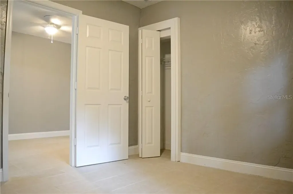647 S Delaware Avenue Deland FL 32720