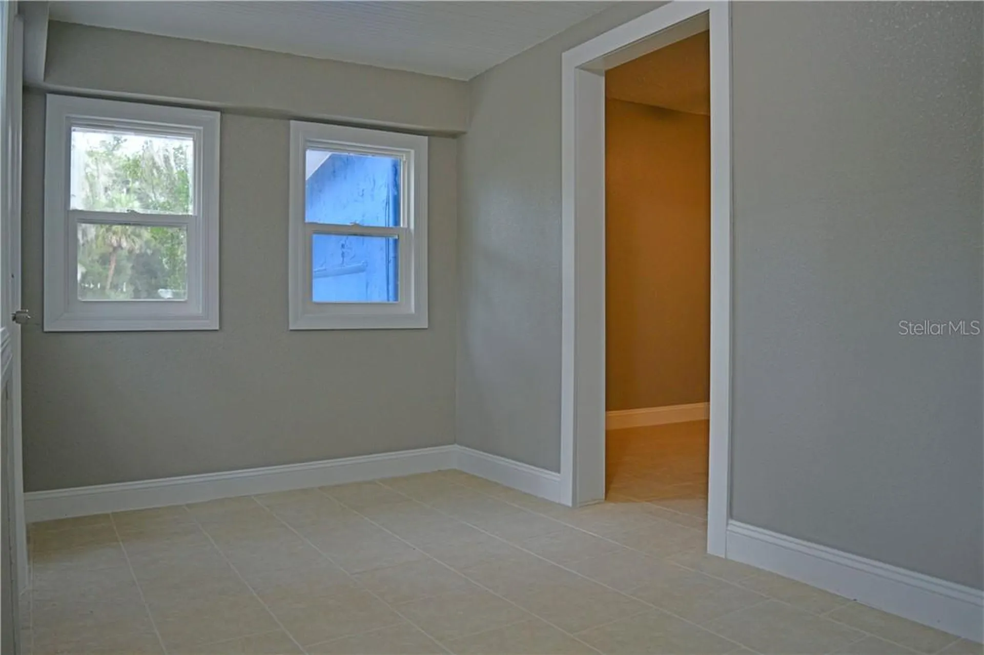 647 S Delaware Avenue Deland FL 32720