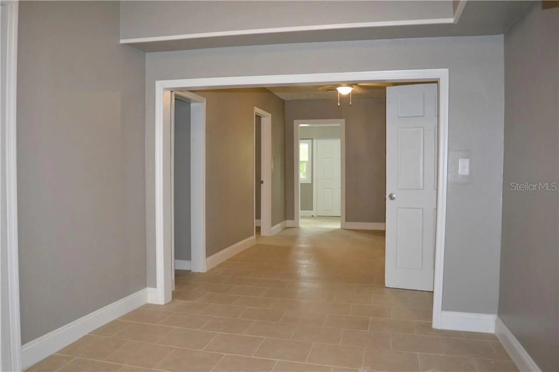 647 S Delaware Avenue Deland FL 32720