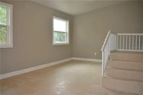 647 S Delaware Avenue Deland FL 32720
