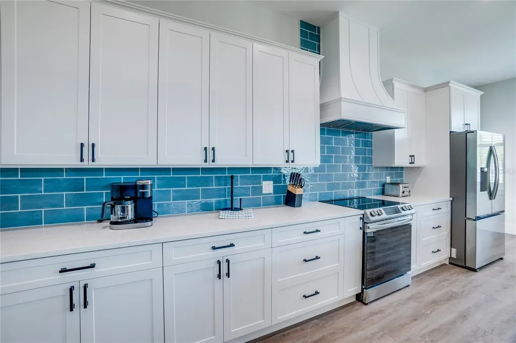 2102 Avenue B Bradenton Beach FL 34217