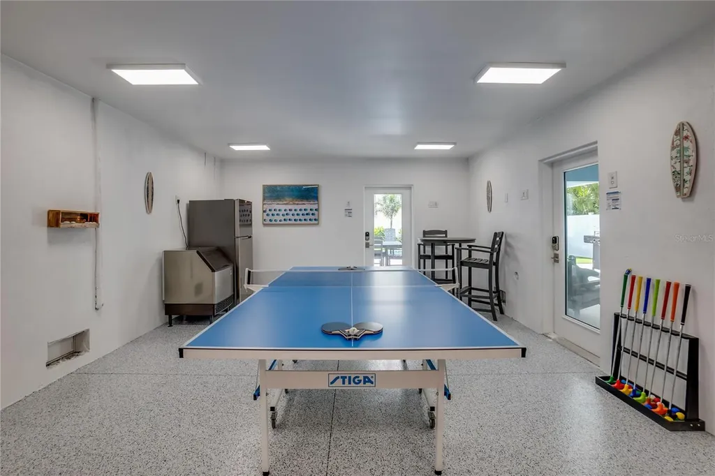 2102 Avenue B Bradenton Beach FL 34217