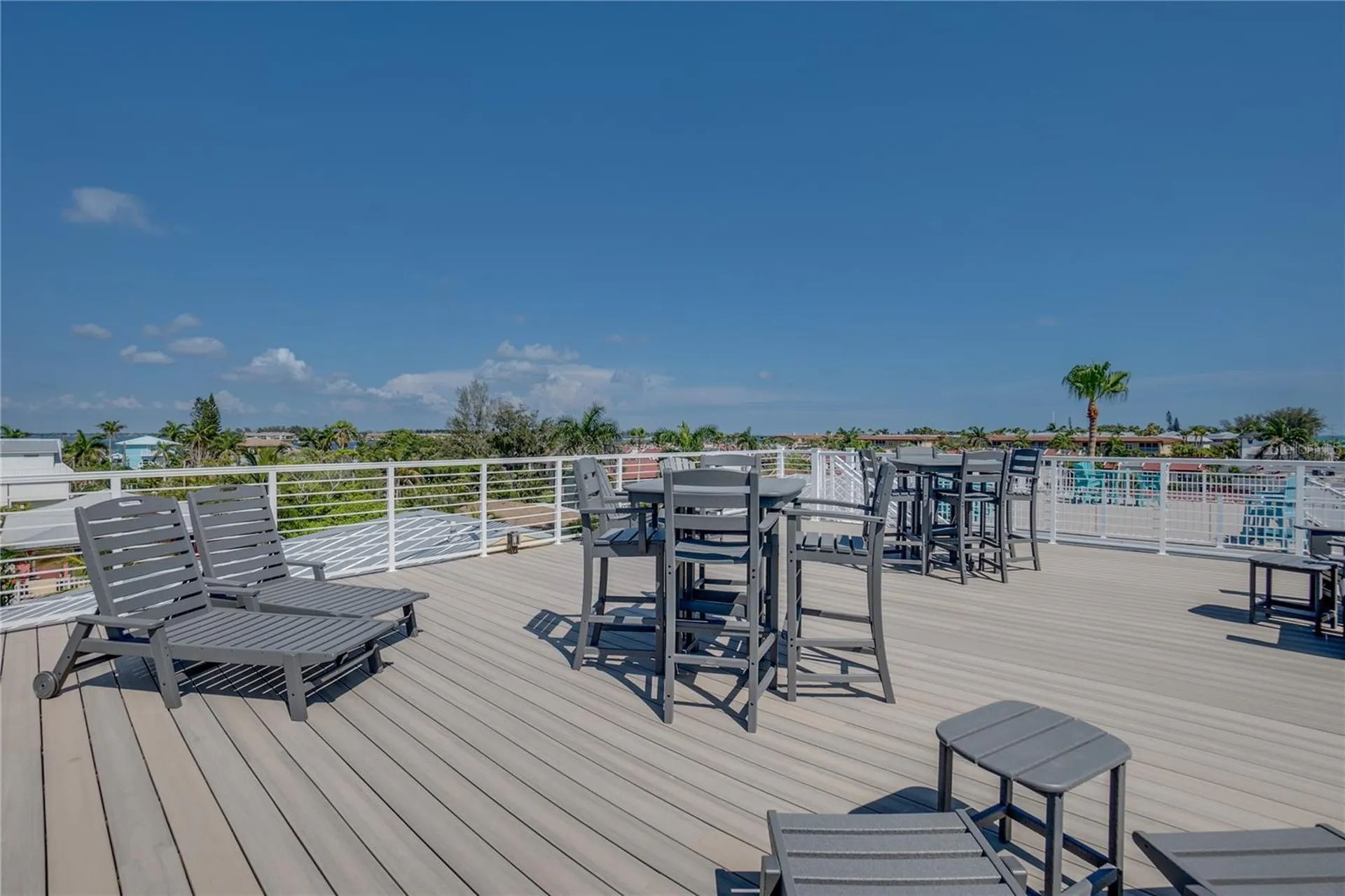 2102 Avenue B Bradenton Beach FL 34217