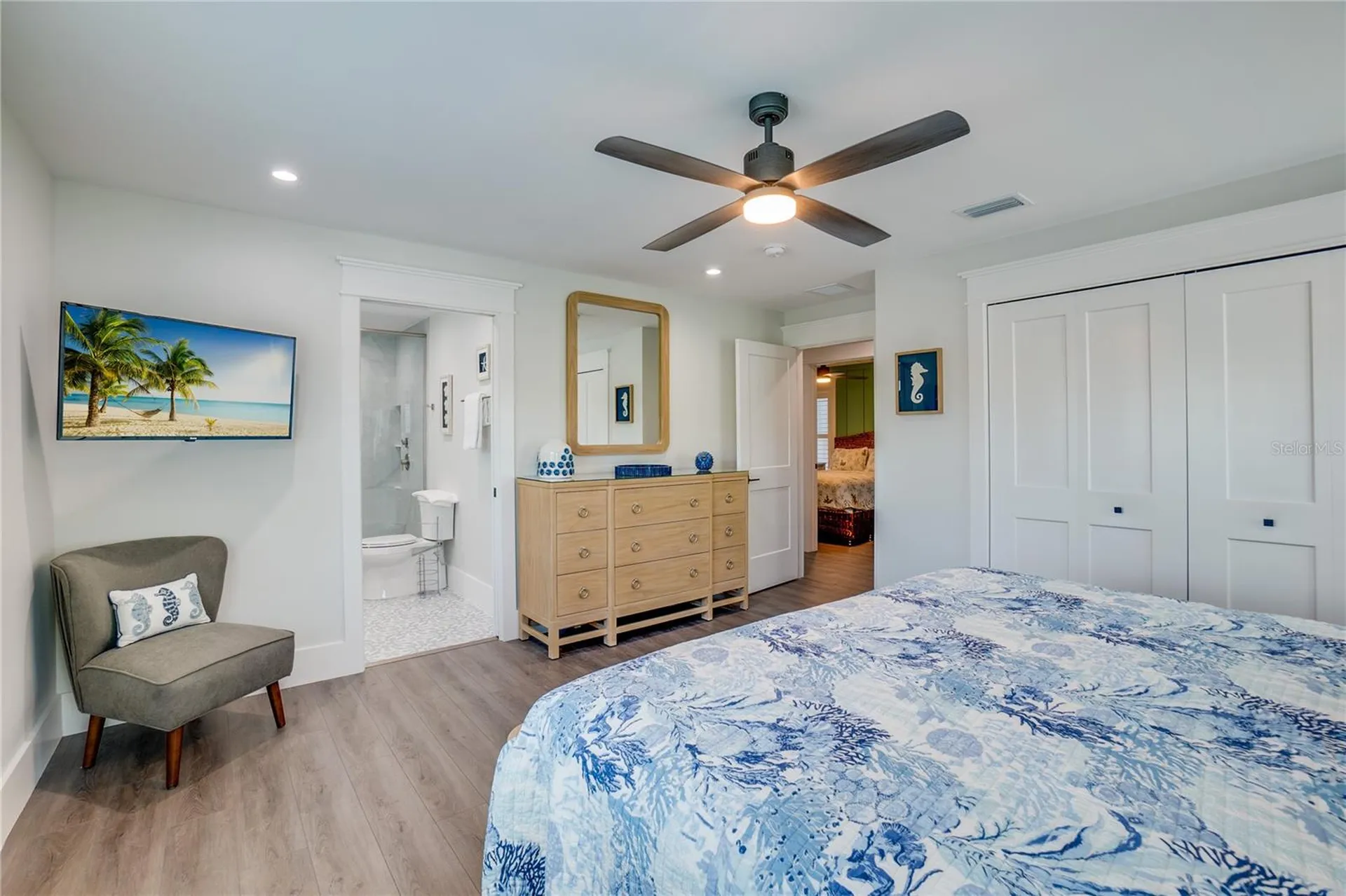 2102 Avenue B Bradenton Beach FL 34217