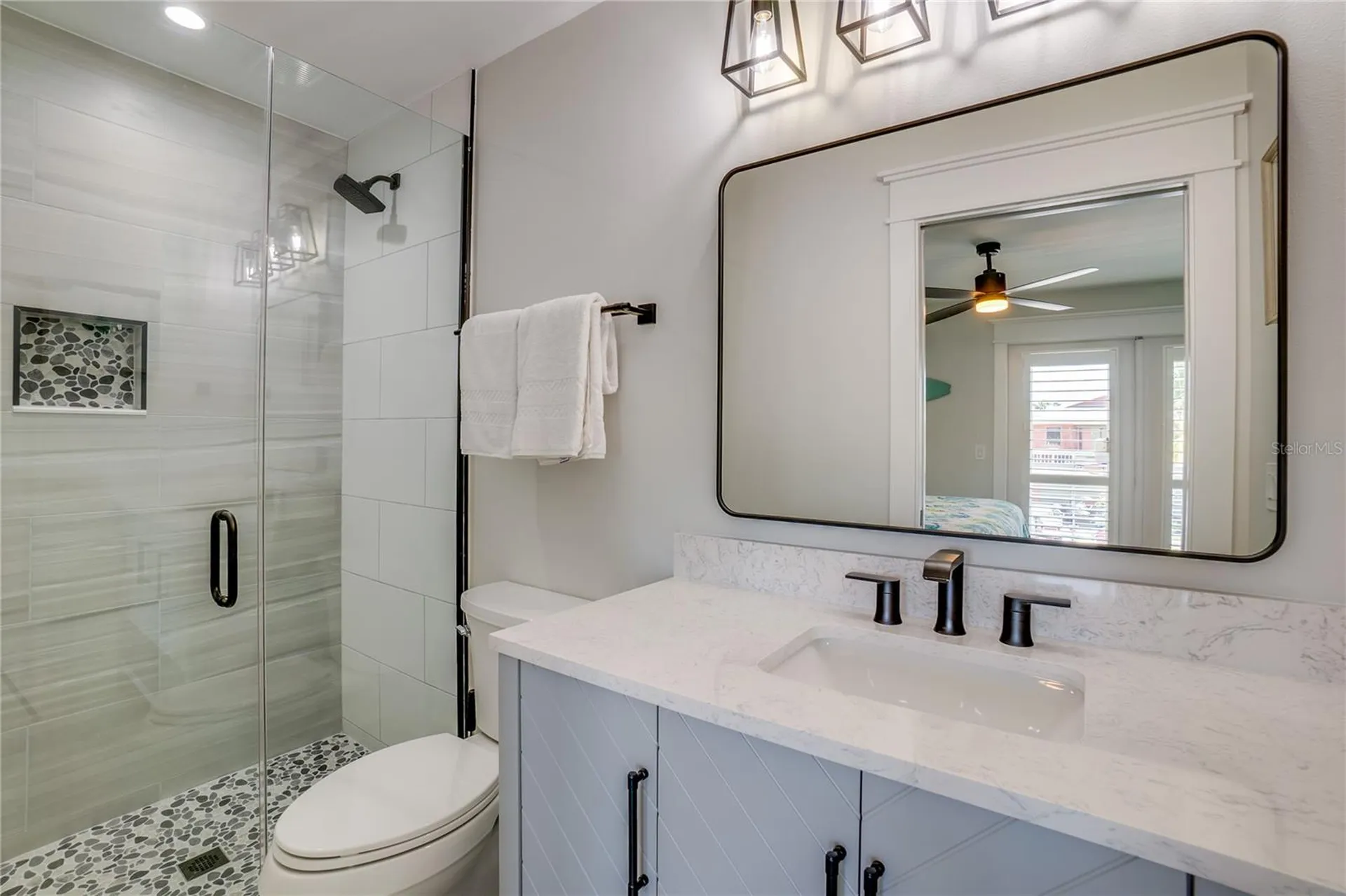 2102 Avenue B Bradenton Beach FL 34217