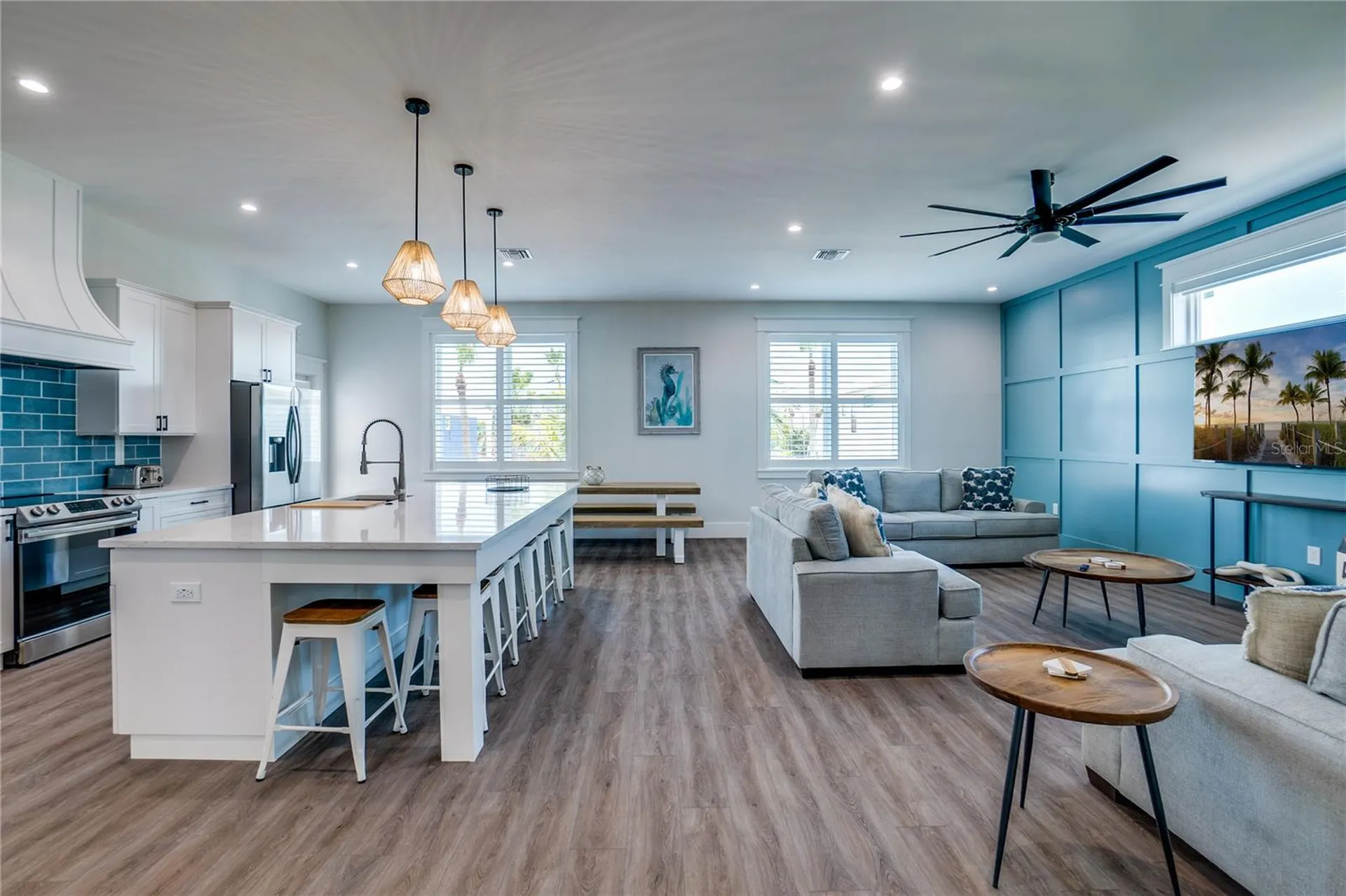 2102 Avenue B Bradenton Beach FL 34217