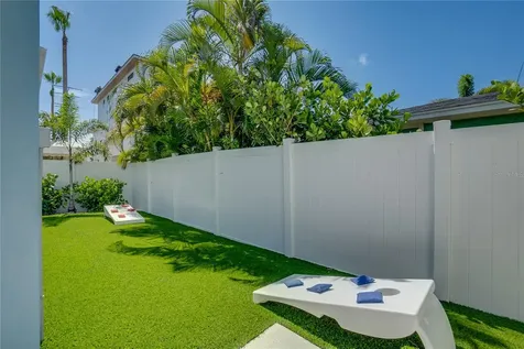 2102 Avenue B Bradenton Beach FL 34217