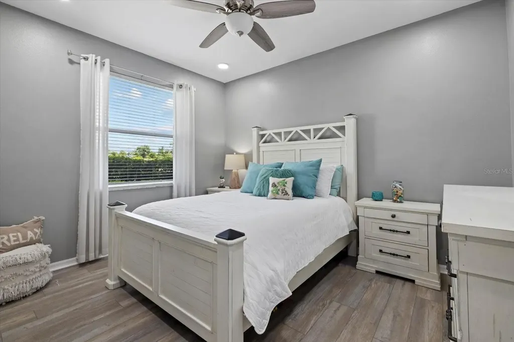5271 Mahogany Run Avenue Sarasota FL 34241