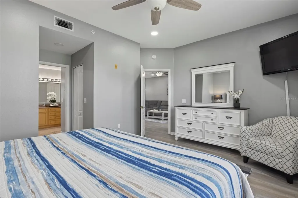 5271 Mahogany Run Avenue Sarasota FL 34241