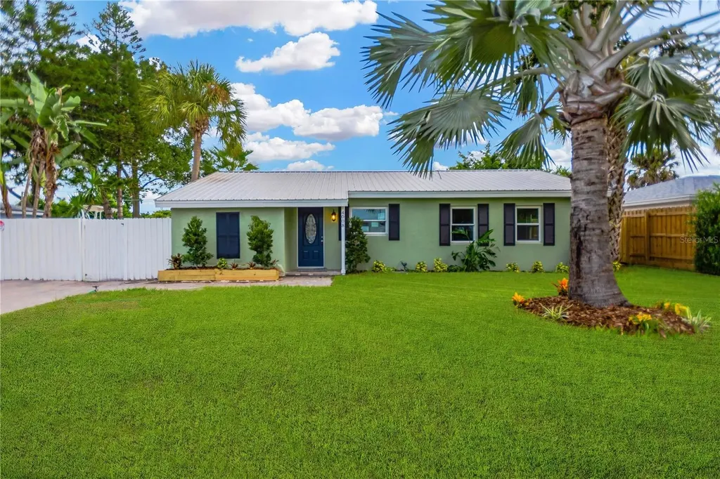 4008 W Rogers Avenue Tampa FL 33611