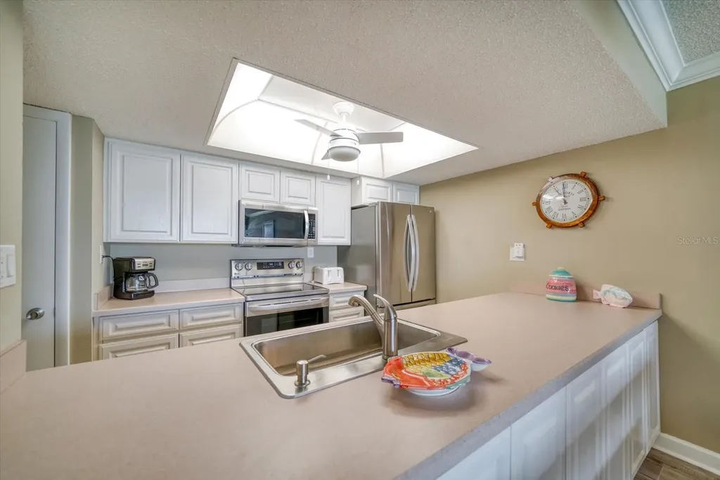 450 S Gulfview Boulevard Clearwater Beach FL 33767