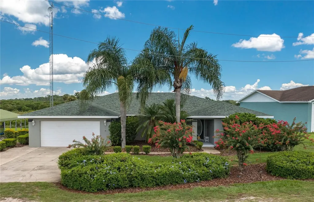 1702 Parks Lake Road Lake Wales FL 33898