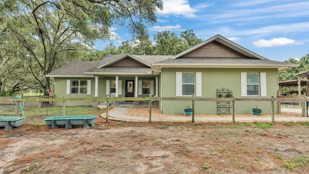 6523 W Dormany Road Plant City FL 33565