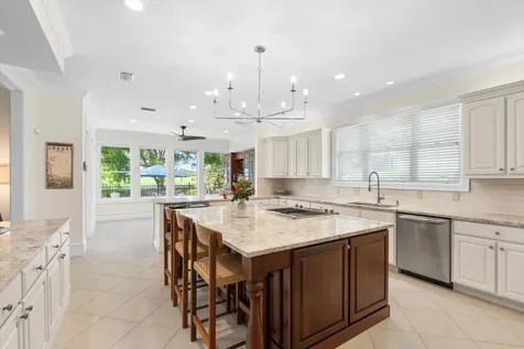 110 N Creek Lane Osprey FL 34229