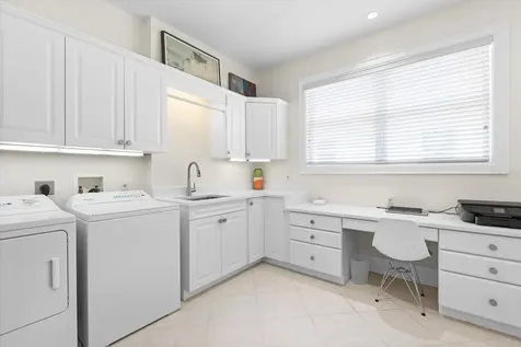 110 N Creek Lane Osprey FL 34229