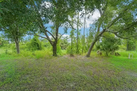 1584 Kadashow Avenue North Port FL 34288