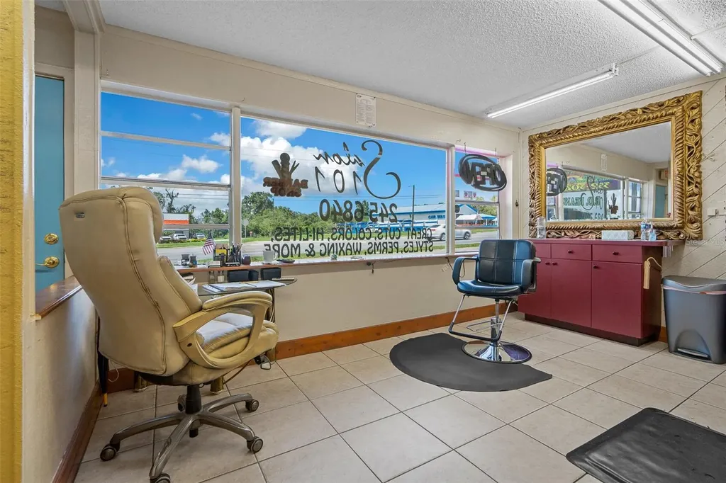 5148 SE Abshier Boulevard Belleview FL 34420