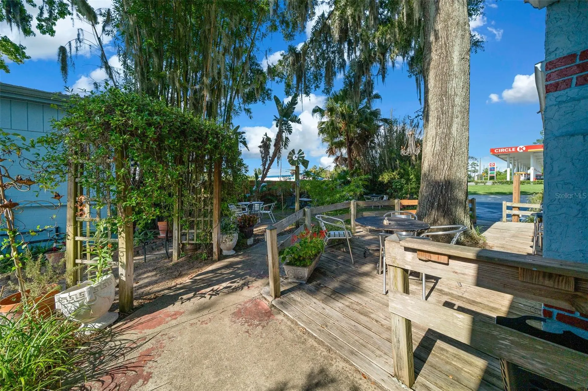 5148 SE Abshier Boulevard Belleview FL 34420