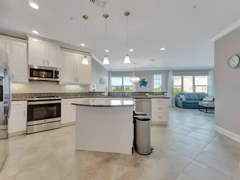 7840 34th Avenue W Bradenton FL 34209