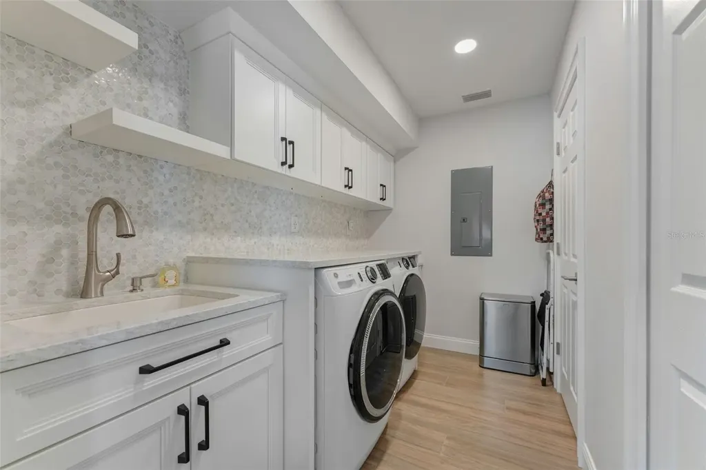 3502 Bahia Vista Street Sarasota FL 34239