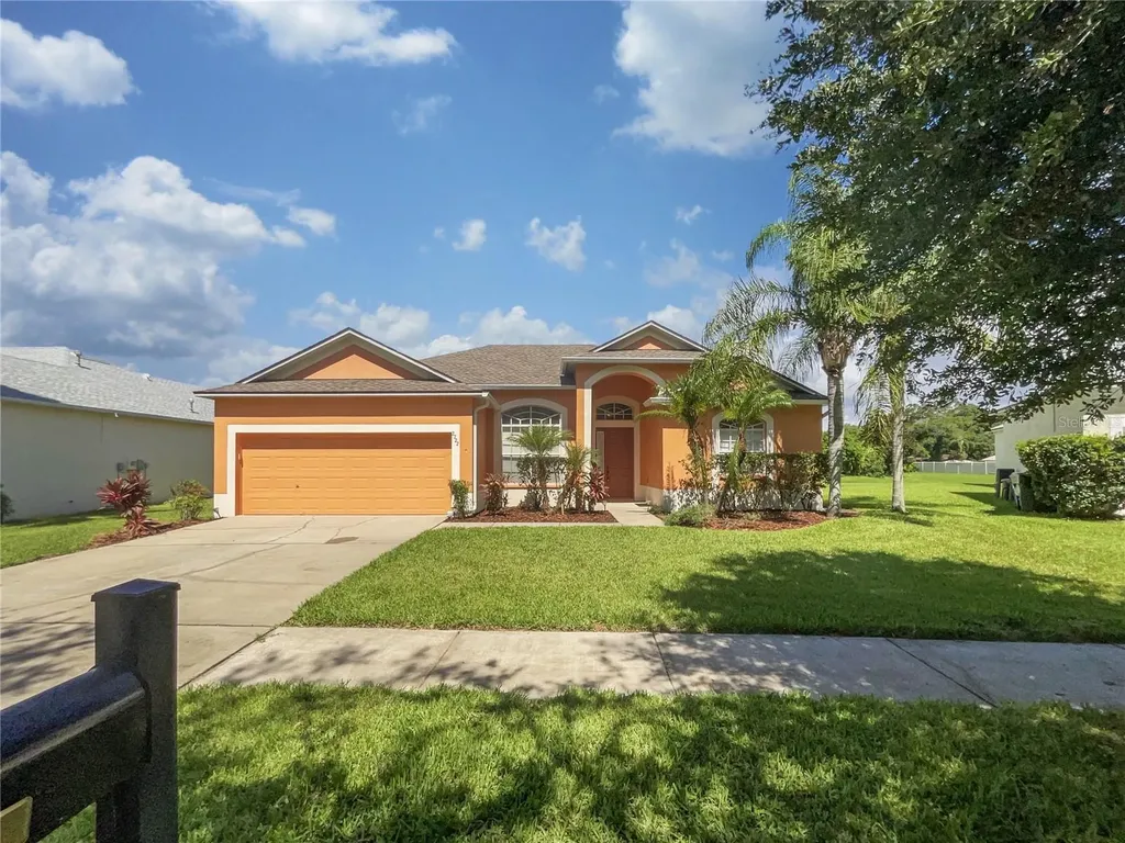 2722 Abbey Grove Drive Valrico FL 33594