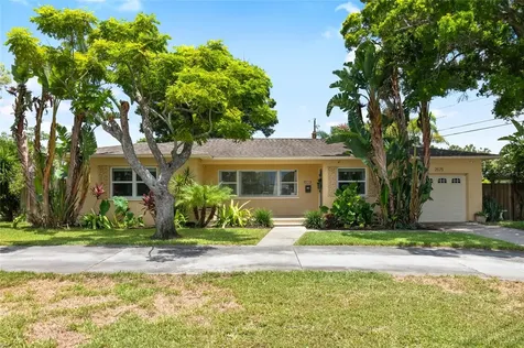 2575 40th Street N St Petersburg FL 33713