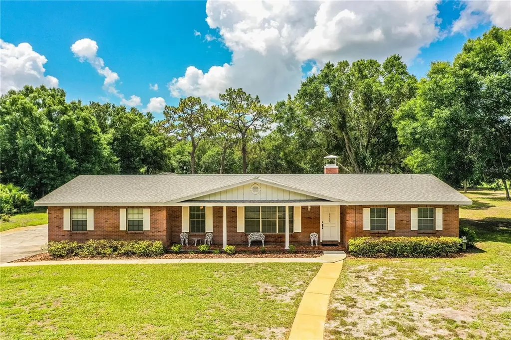 1913 Foxhollow Drive E Auburndale FL 33823