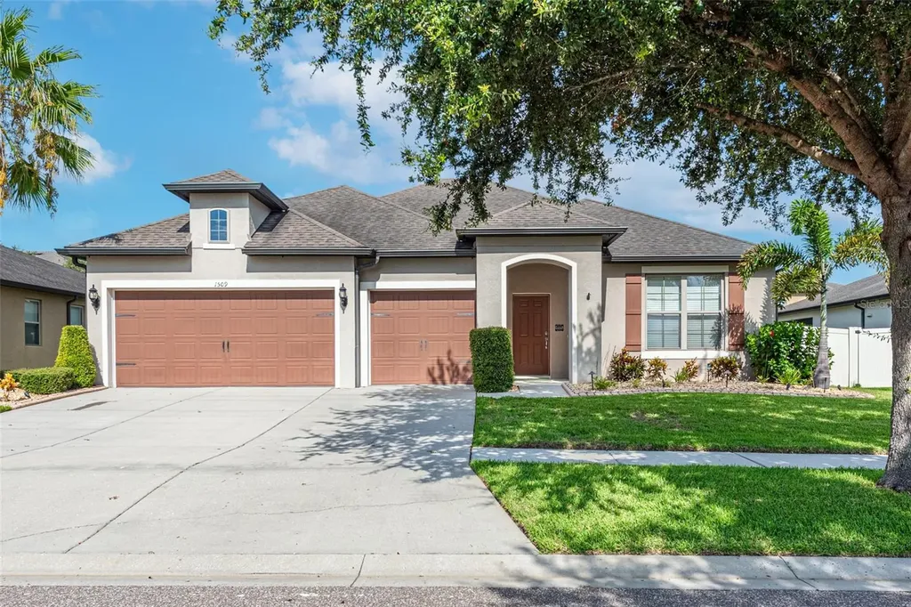 1509 Glen Alpine Place Valrico FL 33594