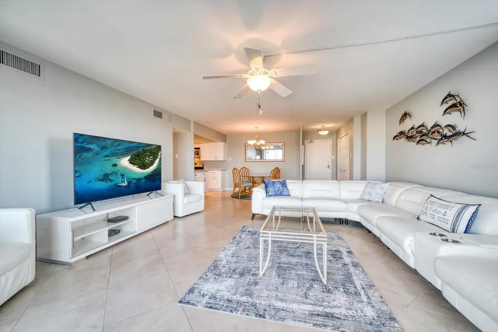 10355 Paradise Boulevard Treasure Island FL 33706