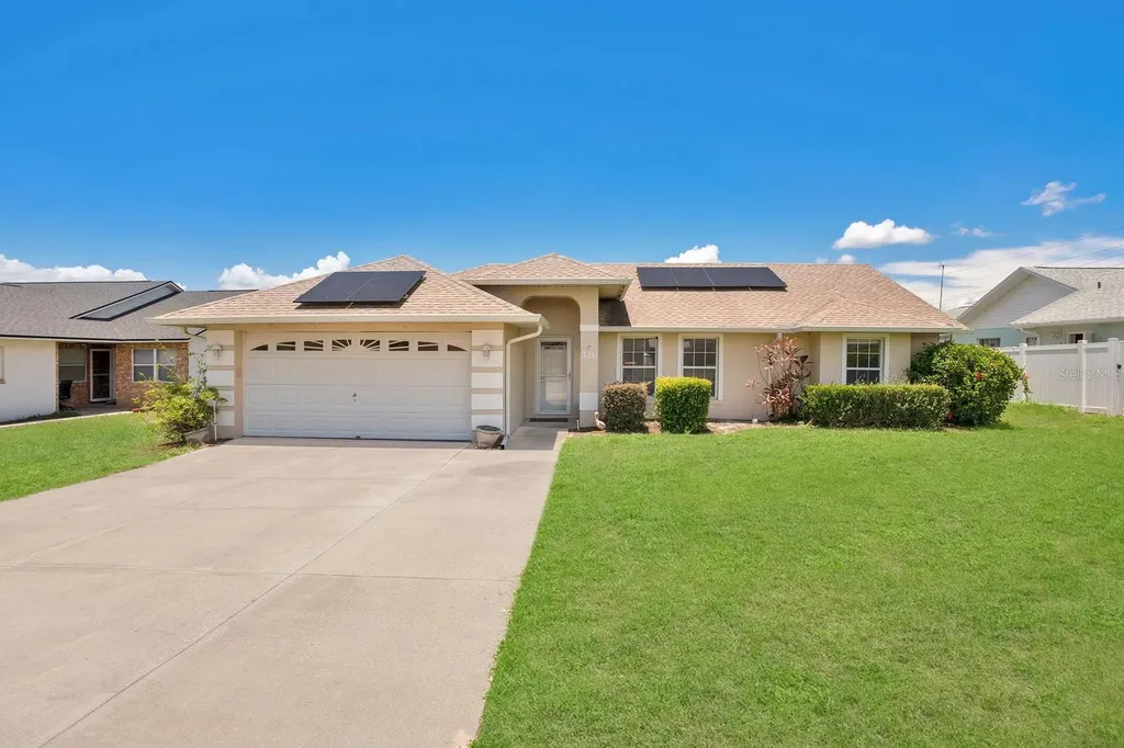 318 Woodview Drive Tavares FL 32778