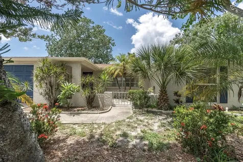 7811 Farmlawn Drive Port Richey FL 34668