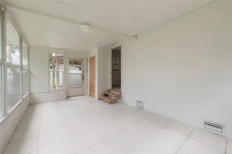 1405 E New Orleans Avenue Tampa FL 33603