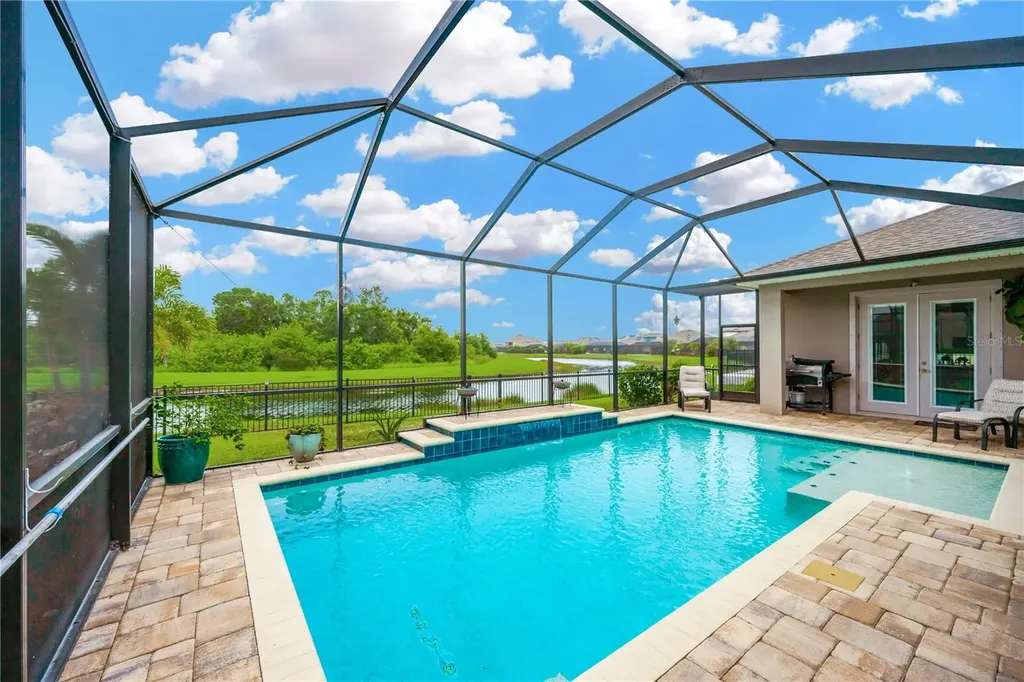 7513 Paradiso Drive Apollo Beach FL 33572