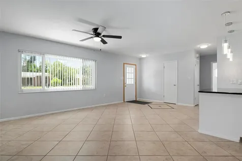 2604 27th Avenue Drive W Bradenton FL 34205