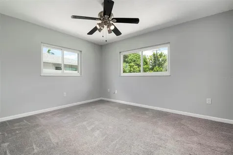 2604 27th Avenue Drive W Bradenton FL 34205