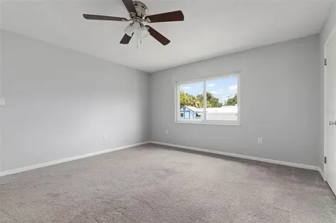 2604 27th Avenue Drive W Bradenton FL 34205
