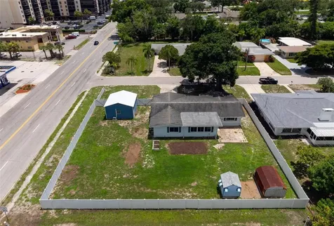 2604 27th Avenue Drive W Bradenton FL 34205