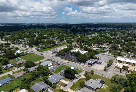 2604 27th Avenue Drive W Bradenton FL 34205