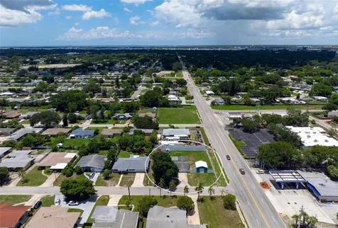 2604 27th Avenue Drive W Bradenton FL 34205