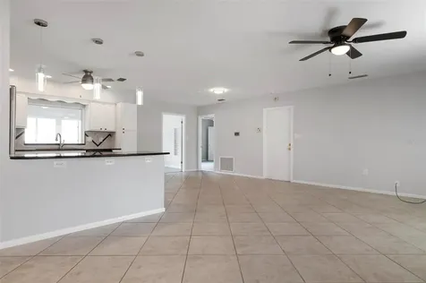2604 27th Avenue Drive W Bradenton FL 34205