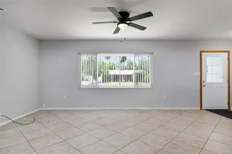 2604 27th Avenue Drive W Bradenton FL 34205