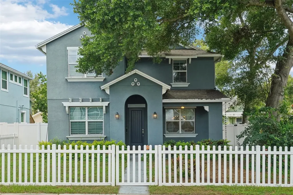 723 12th Avenue S St Petersburg FL 33701