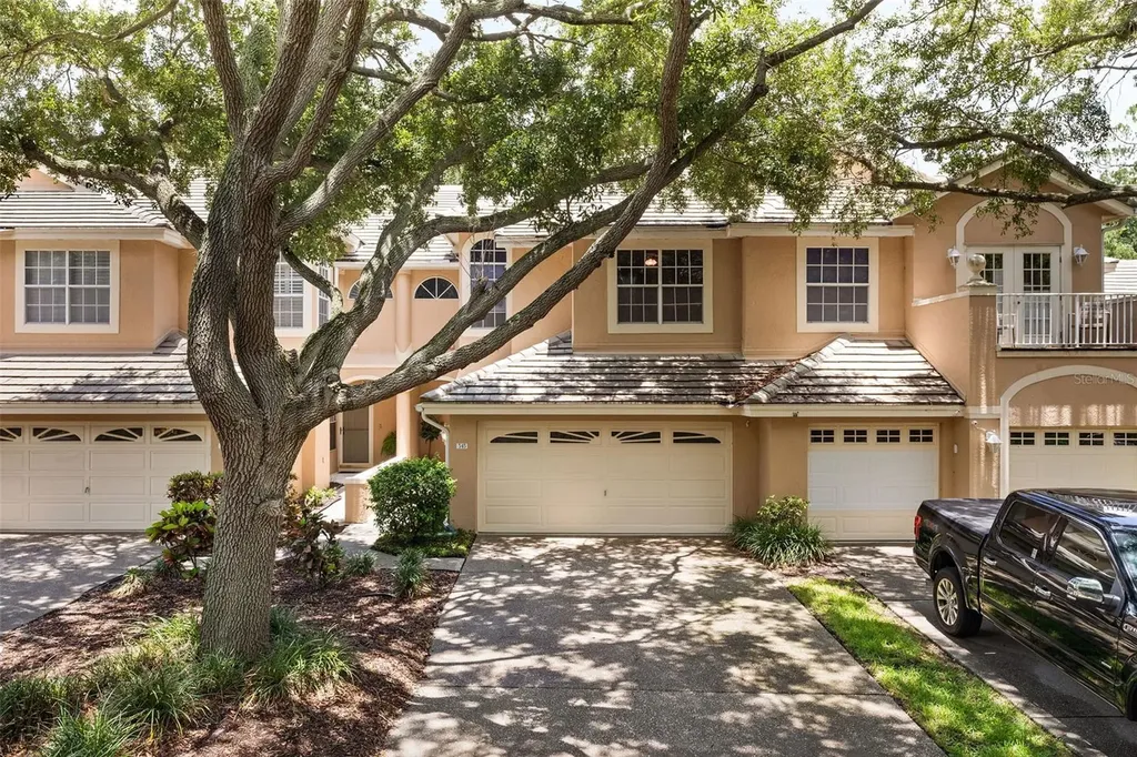 345 Red Cedar Court NE St Petersburg FL 33703