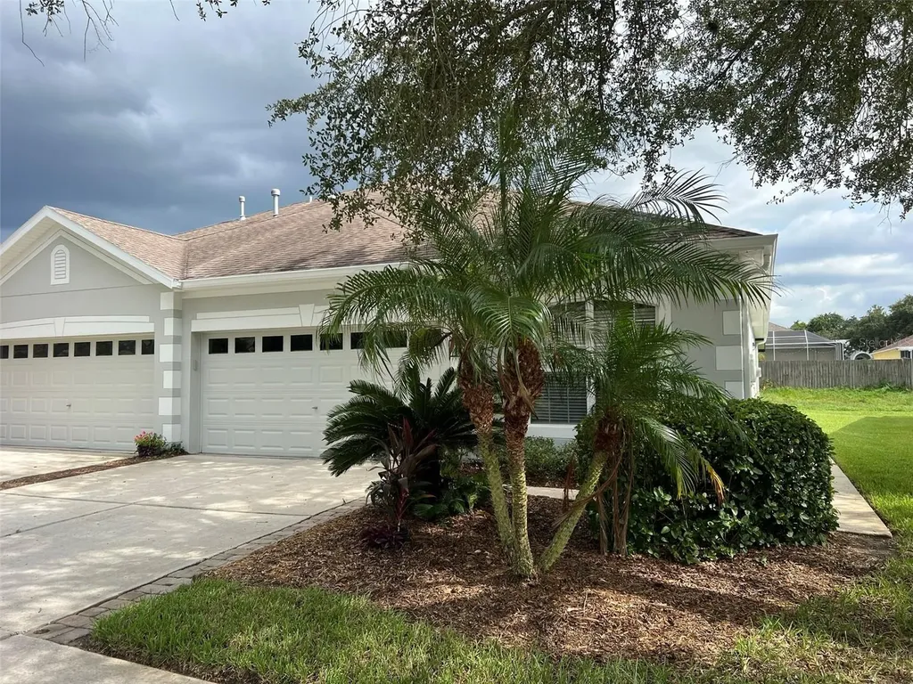 7443 Surrey Wood Lane Apollo Beach FL 33572