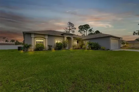 2788 Lucaya Avenue North Port FL 34286