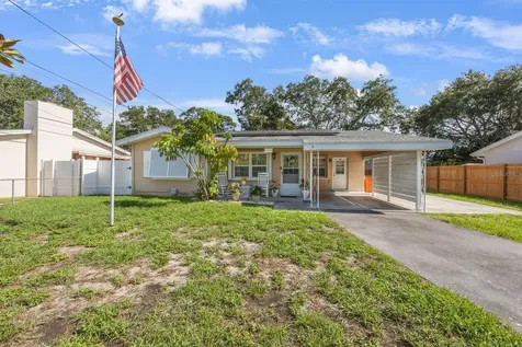 10133 52nd Avenue N St Petersburg FL 33708