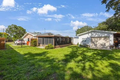 10133 52nd Avenue N St Petersburg FL 33708