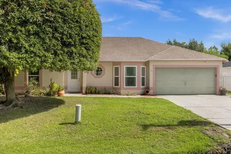 349 Chelmsford Court Kissimmee FL 34758
