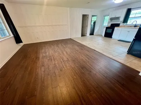 574 NW Gwen Lake Avenue Lake City FL 32055