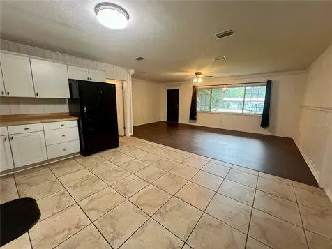 574 NW Gwen Lake Avenue Lake City FL 32055
